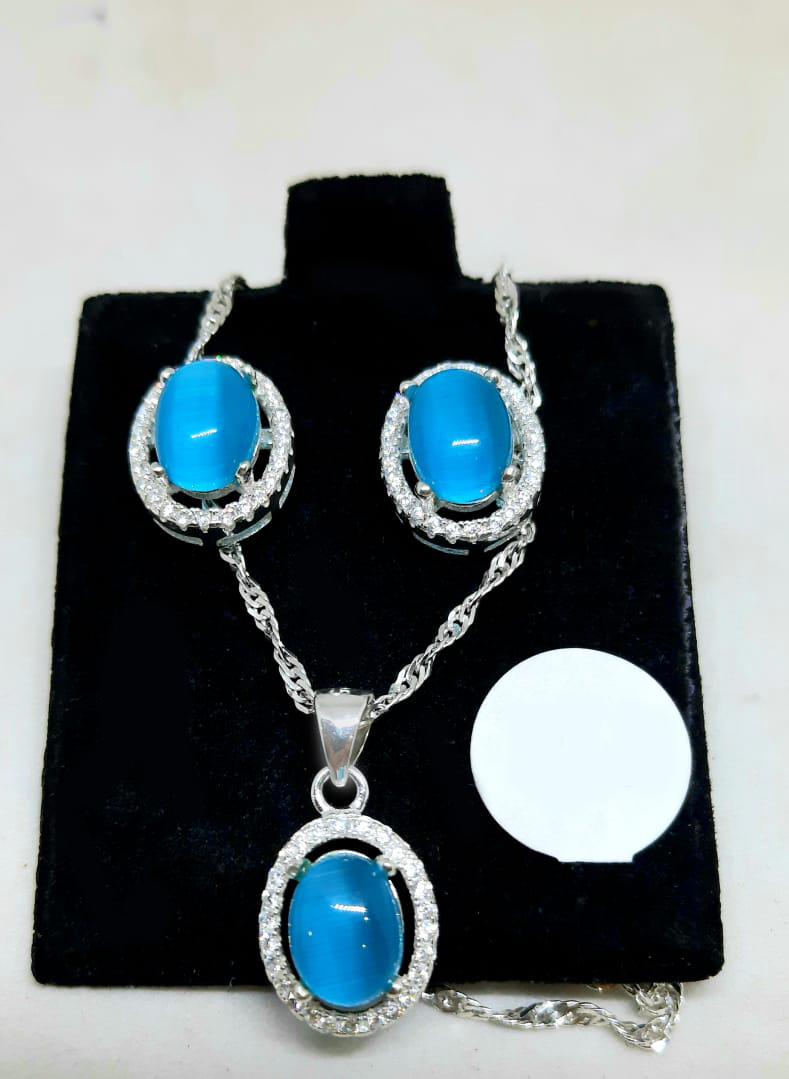 Silver Ladie Chain Set